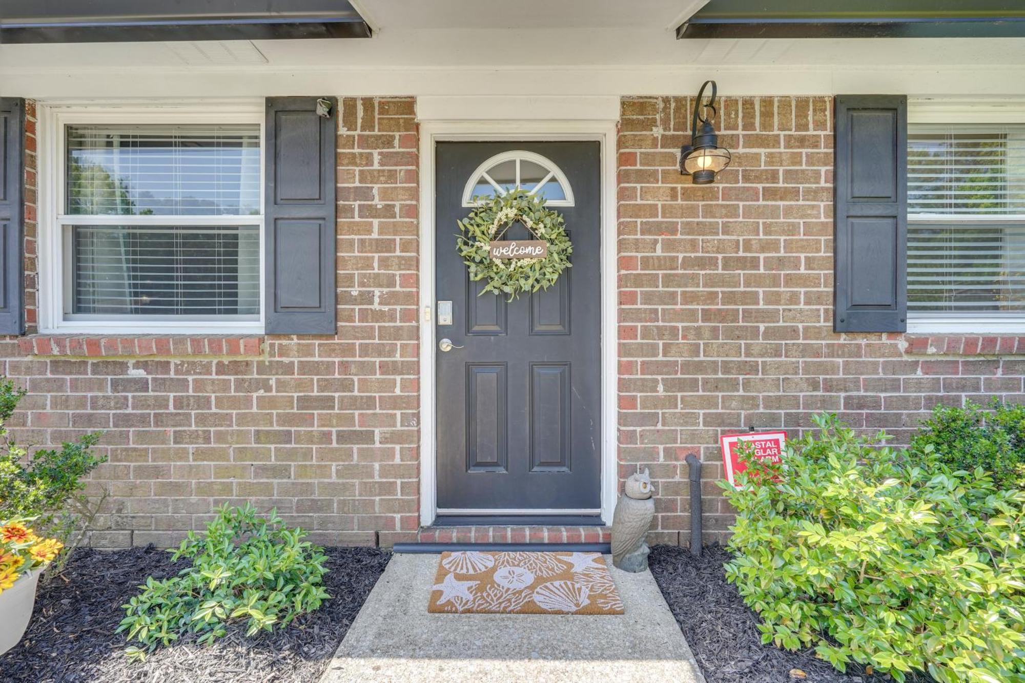 Villa Cozy Goose Creek Escape With Patio And Grill Exterior foto